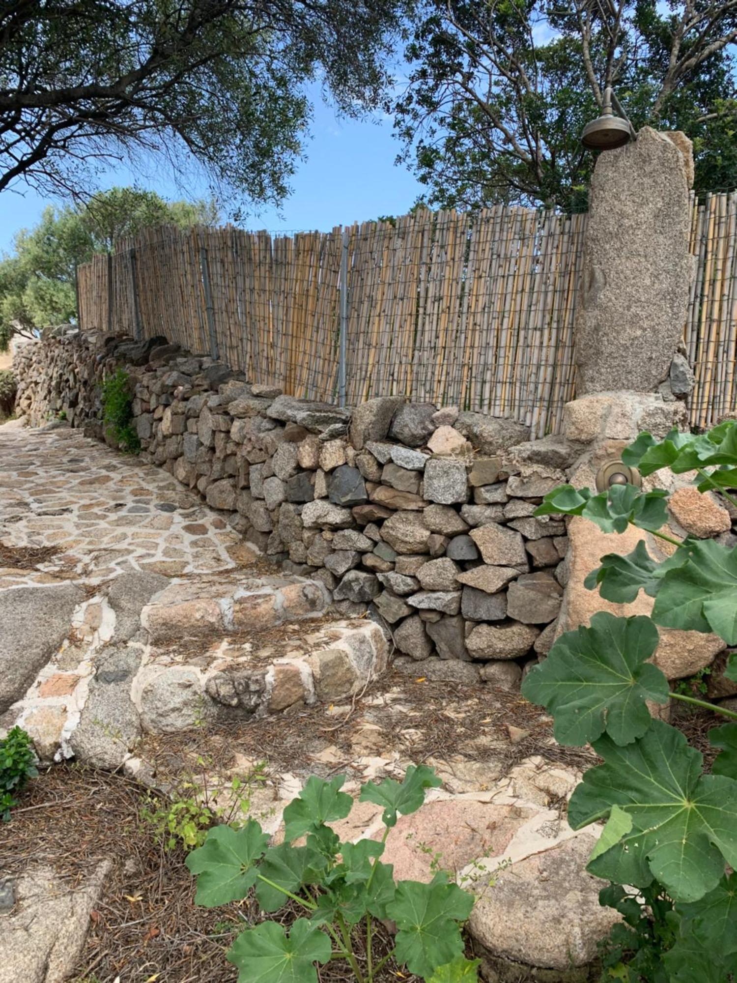 בית הארחה רנה מג'ורה 	Stazzu Nuraghe Mannucciu מראה חיצוני תמונה